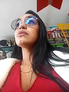 Snapshot of Sara-77 chatting on 03-13-25, 03:28 Sara-77 online show from 03-13-25, 03:28