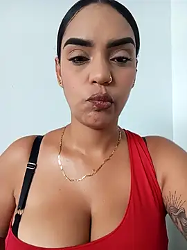 Snapshot of Sara-77 chatting on 10-21-25, 03:55 Sara-77 online show from 10-21-25, 03:55