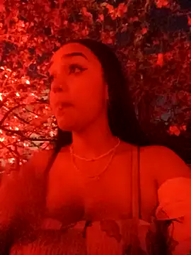 Snapshot of Sara-77 chatting on 02-27-25, 06:24 Sara-77 online show from 02-27-25, 06:24