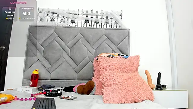 alicee 18 online show from 09-29-25, 01:50