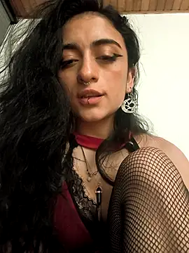 Snapshot of Lila_Desiree chatting on 02-21-26, 04:58 Lila Desiree online show from 02-21-26, 04:58