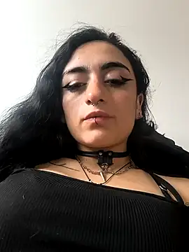 Snapshot of Lila_Desiree chatting on 04-25-26, 04:15 Lila Desiree online show from 04-25-26, 04:15