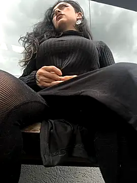 Snapshot of Lila_Desiree chatting on 02-15-26, 04:39 Lila Desiree online show from 02-15-26, 04:39