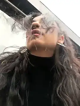 Lila Desiree online show from 04-11-26, 05:27