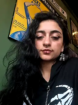 Snapshot of Lila_Desiree chatting on 02-25-26, 02:39 Lila Desiree online show from 02-25-26, 02:39