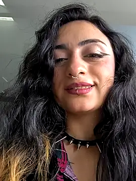 Lila Desiree online show from 02-15-25, 08:01