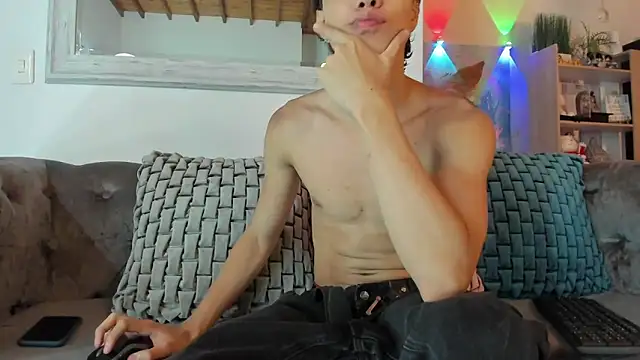 Snapshot of facebaby1 chatting on 03-07-25, 03:29 facebaby1 online show from 03-07-25, 03:29