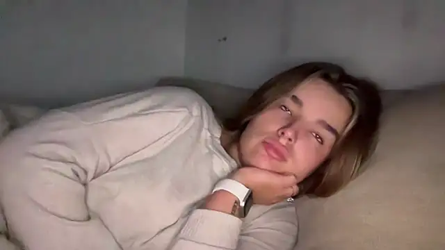 maisiesmithx online show from 11-02-25, 06:35