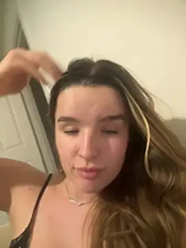 maisiesmithx online show from 02-19-26, 12:51