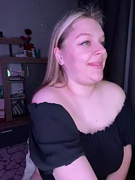 Snapshot of angel_stella chatting on 02-23-25, 02:40 angel stella online show from 02-23-25, 02:40