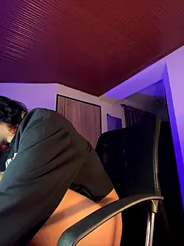 sue   0 online show from 09-10-25, 06:34