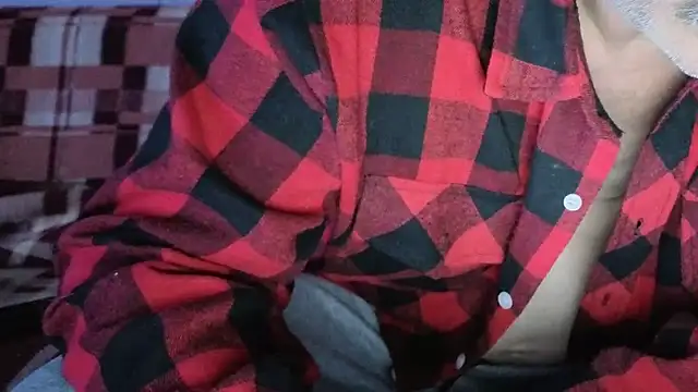 loverboyxxx69 online show from 12-20-25, 06:49