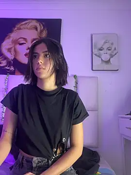 Antonella Fontanna online show from 03-22-25, 04:03