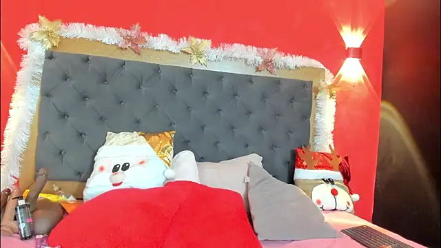 YayaHilton online show from 12-02-25, 04:25