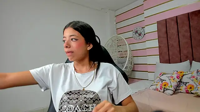 coraltaylor online show from 12-15-24, 06:48