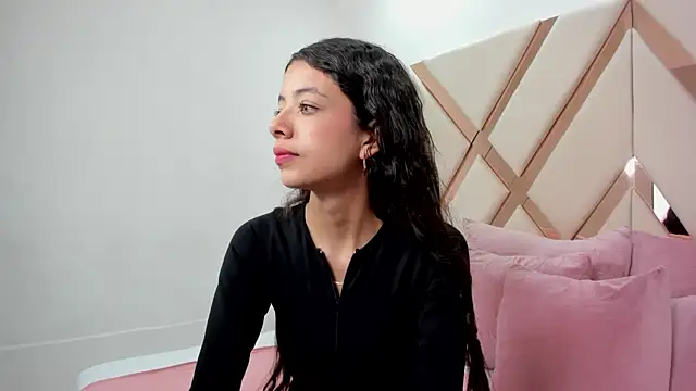 coraltaylor online show from 03-22-25, 04:37