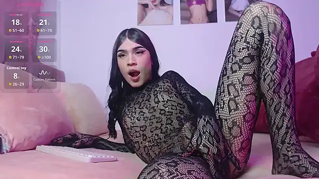 cuttebabe  online show from 11-18-25, 11:15