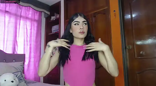 Snapshot of cuttebabe_ chatting on 02-21-25, 08:49 cuttebabe  online show from 02-21-25, 08:49