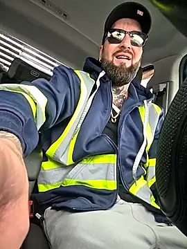 Beardedtattood online show from 11-09-25, 03:16