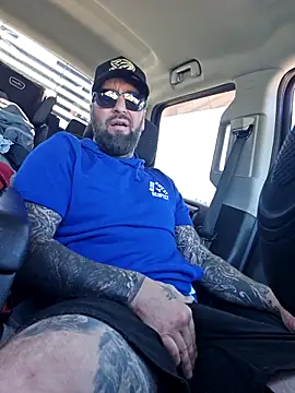 Beardedtattood online show from 10-05-25, 03:58