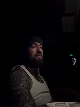 Beardedtattood online show from 11-10-25, 06:51