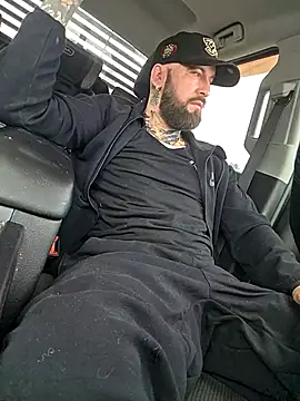 Beardedtattood online show from 02-09-26, 01:20