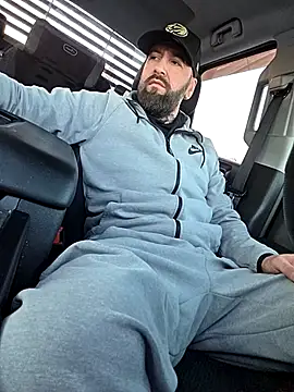 Beardedtattood online show from 02-07-26, 12:46