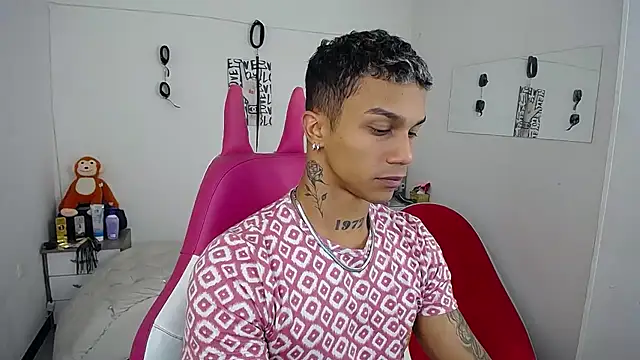 Leonard Price online show from 11-22-25, 02:21