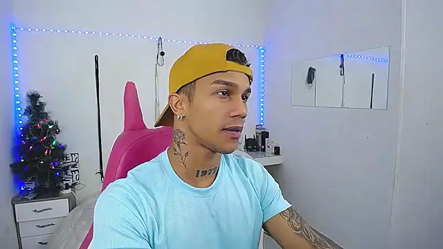 Leonard Price online show from 12-18-25, 07:07