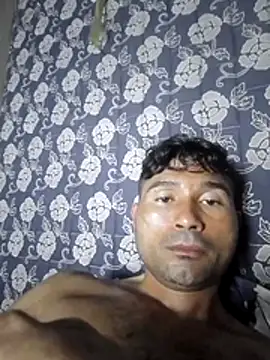 Snapshot of Diogo100 chatting on 08-02-26, 04:33 Diogo100 online show from 08-02-26, 04:33