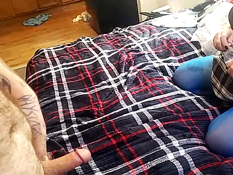 esadmisfit1 online show from 03-22-25, 08:26