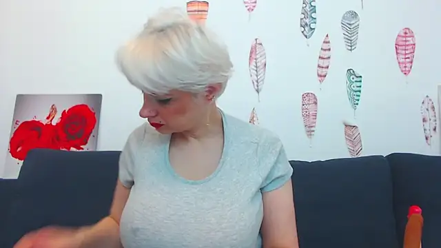 ForeverBarbie  online show from 11-30-25, 01:28