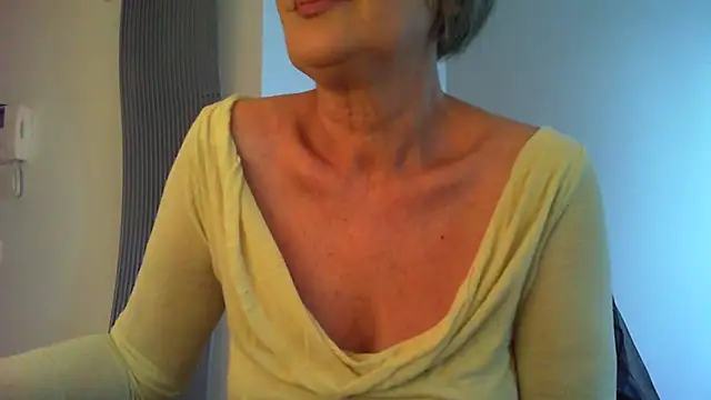   Angel78   online show from 10-10-25, 12:17