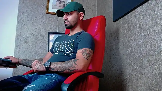 Snapshot of NigelBoydXXX chatting on 01-30-25, 07:29 NigelBoydXXX online show from 01-30-25, 07:29