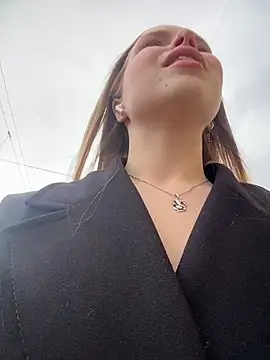 mur girl online show from 04-18-26, 12:40