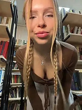 mur girl online show from 01-09-26, 12:56