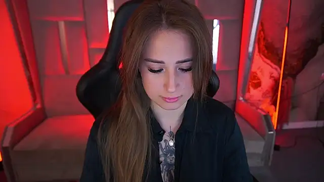 Snapshot of GentleAdellee chatting on 09-19-25, 12:53 GentleAdellee online show from 09-19-25, 12:53