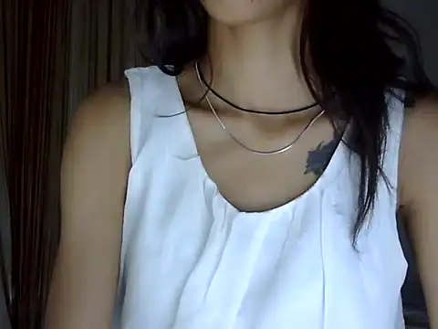 MAAYRA 09 online show from 10-03-25, 04:25