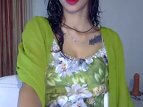 MAAYRA 09 online show from 10-11-25, 09:21