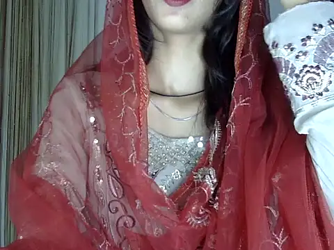 MAAYRA 09 online show from 10-02-25, 01:36