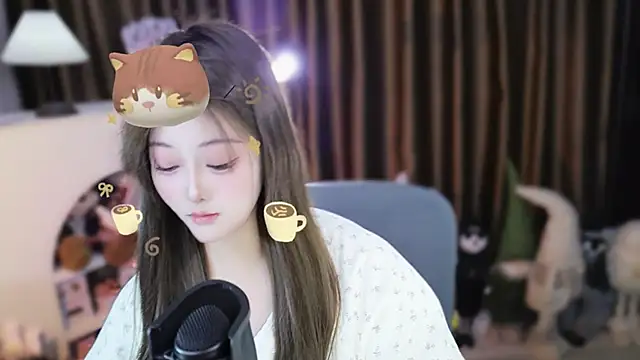 Arwyn-rr online show from 03-18-26, 01:57