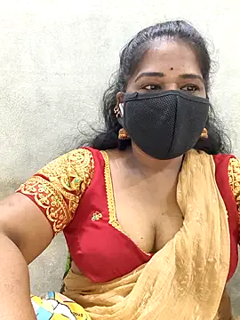 Snapshot of MaaliiiPonuTamil chatting on 05-27-26, 02:19 MaaliiiPonuTamil online show from 05-27-26, 02:19