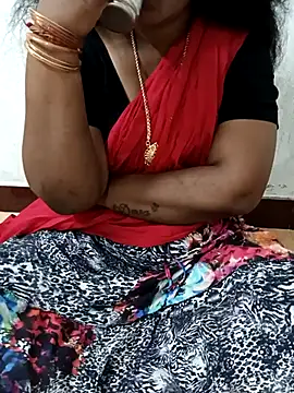 Snapshot of MaaliiiPonuTamil chatting on 03-10-25, 12:50 MaaliiiPonuTamil online show from 03-10-25, 12:50