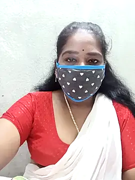 Snapshot of MaaliiiPonuTamil chatting on 10-11-25, 12:55 MaaliiiPonuTamil online show from 10-11-25, 12:55