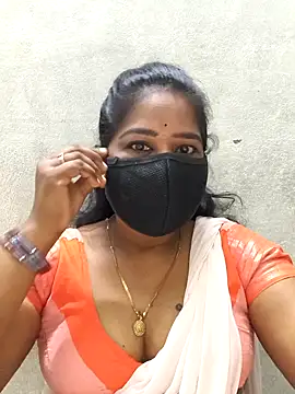 Snapshot of MaaliiiPonuTamil chatting on 05-26-26, 01:37 MaaliiiPonuTamil online show from 05-26-26, 01:37