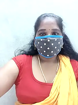 Snapshot of MaaliiiPonuTamil chatting on 10-15-25, 01:41 MaaliiiPonuTamil online show from 10-15-25, 01:41