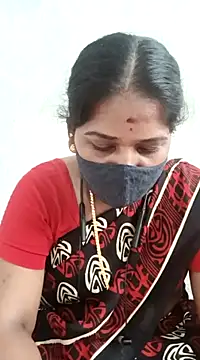 Snapshot of MaaliiiPonuTamil chatting on 03-04-25, 03:11 MaaliiiPonuTamil online show from 03-04-25, 03:11