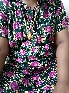 Snapshot of MaaliiiPonuTamil chatting on 03-12-25, 11:54 MaaliiiPonuTamil online show from 03-12-25, 11:54