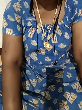 Snapshot of MaaliiiPonuTamil chatting on 03-10-25, 01:21 MaaliiiPonuTamil online show from 03-10-25, 01:21