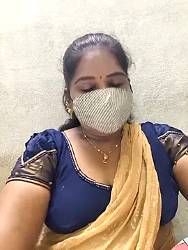 Snapshot of MaaliiiPonuTamil chatting on 05-18-26, 04:23 MaaliiiPonuTamil online show from 05-18-26, 04:23